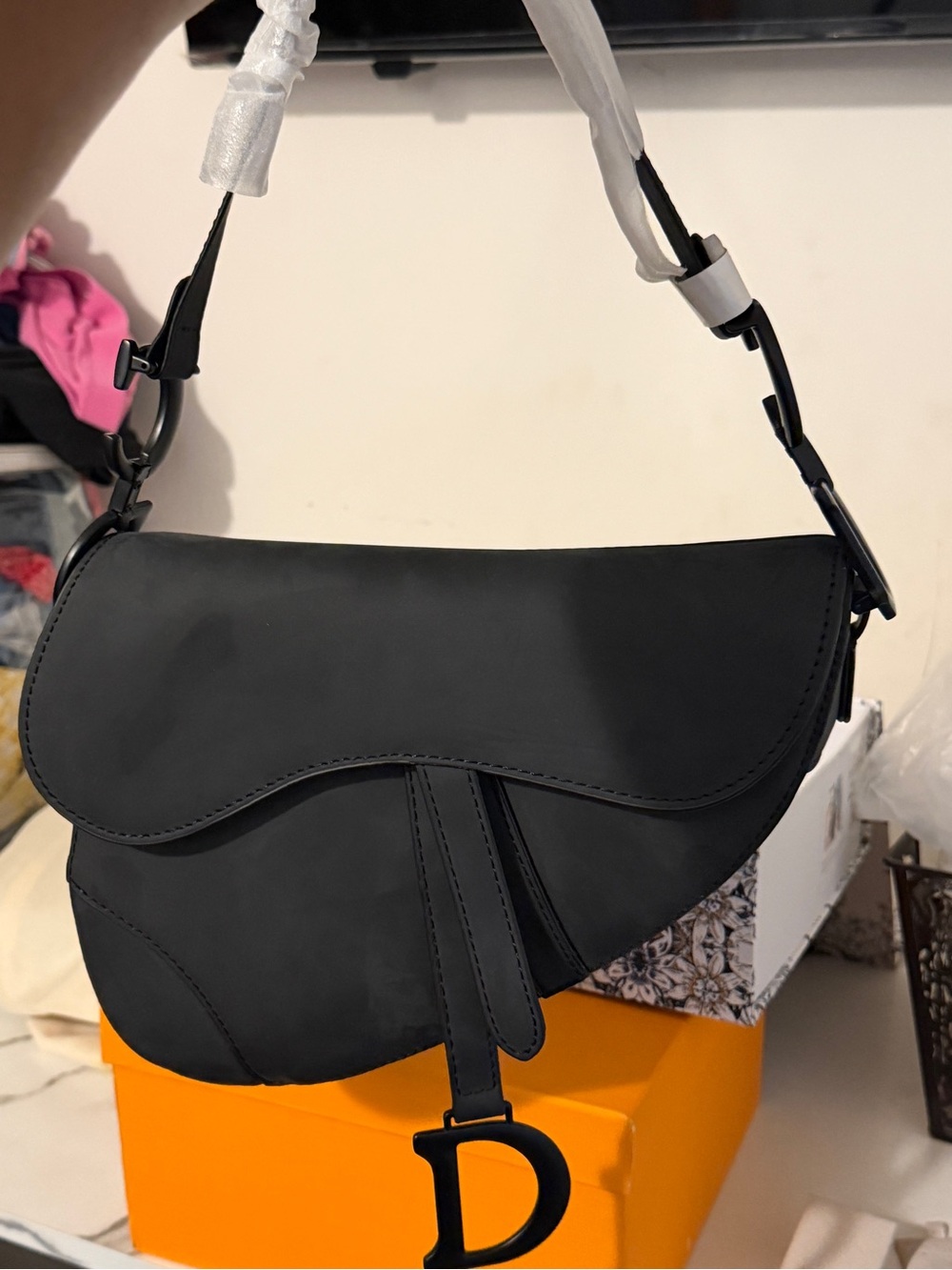 Black Saddle Shoulder Bag with D Charm